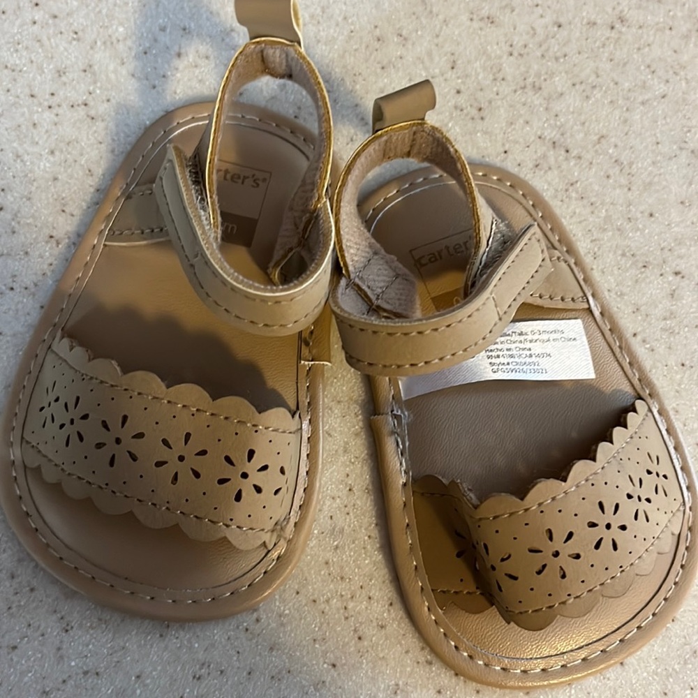 Sandals 0-3 months